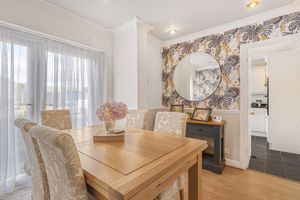 Dining Room- click for photo gallery